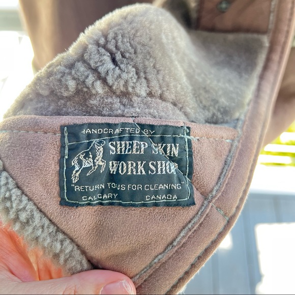 VINTAGE Shearling Coat circa 1960s Canada - Picture 6 of 12